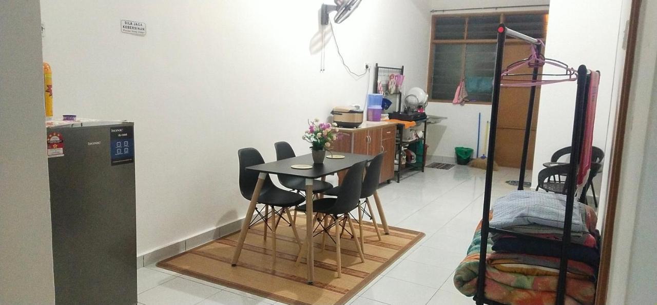 Homestay De'69 Джитра Екстериор снимка
